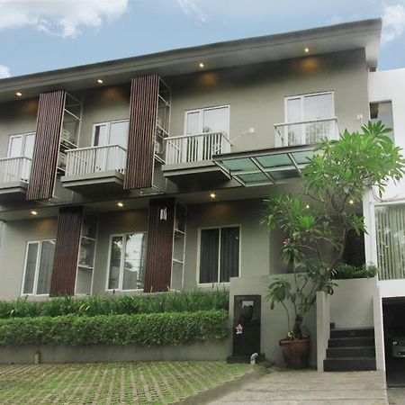 Omah Dasar Hotel Jakarta Ngoại thất bức ảnh