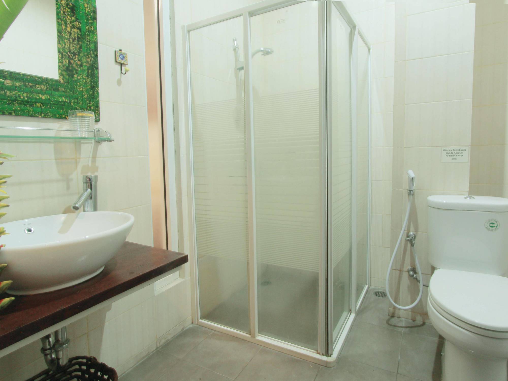 Omah Dasar Hotel Jakarta Ngoại thất bức ảnh